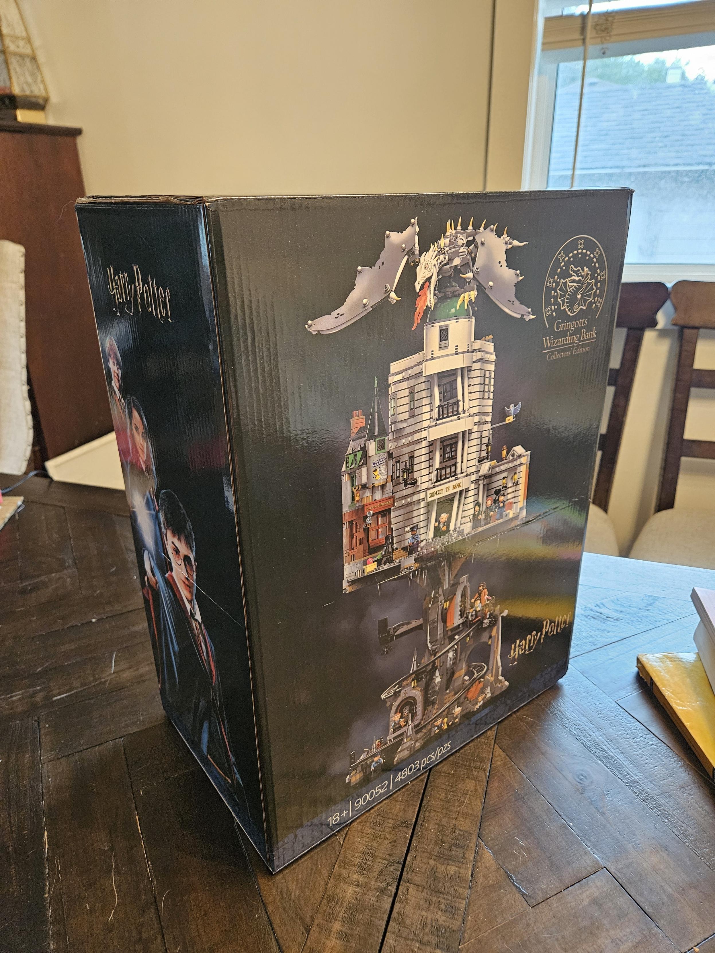 Harry Potter Gringotts Wizarding Bank - 4815 Pieces - 76417
