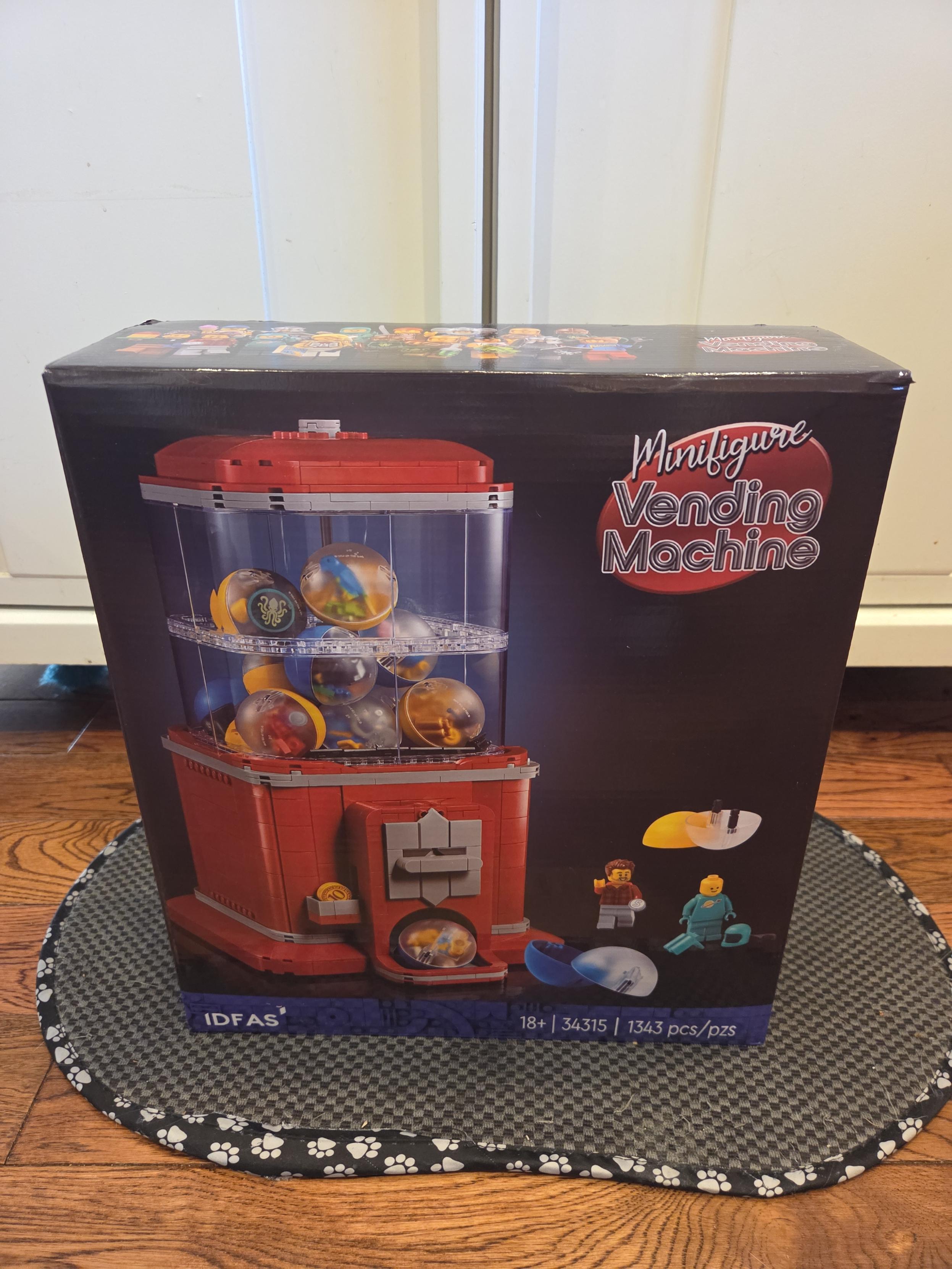 Minifigure Vending Machine - 1343 Pieces - 21358