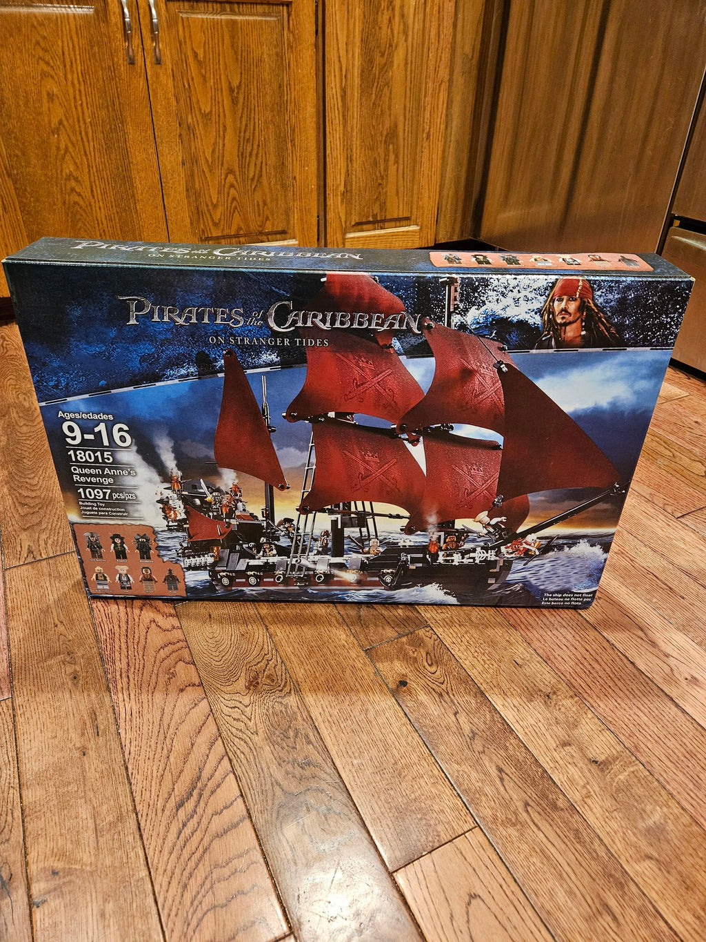 Queen Anne's Revenge Pirates - 1097 pcs -  4195