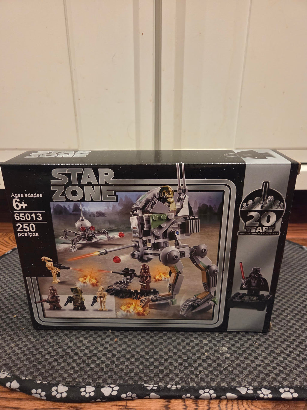 Star Wars Clone Scout Walker 20th Anniversary -  250 Pieces - 75261
