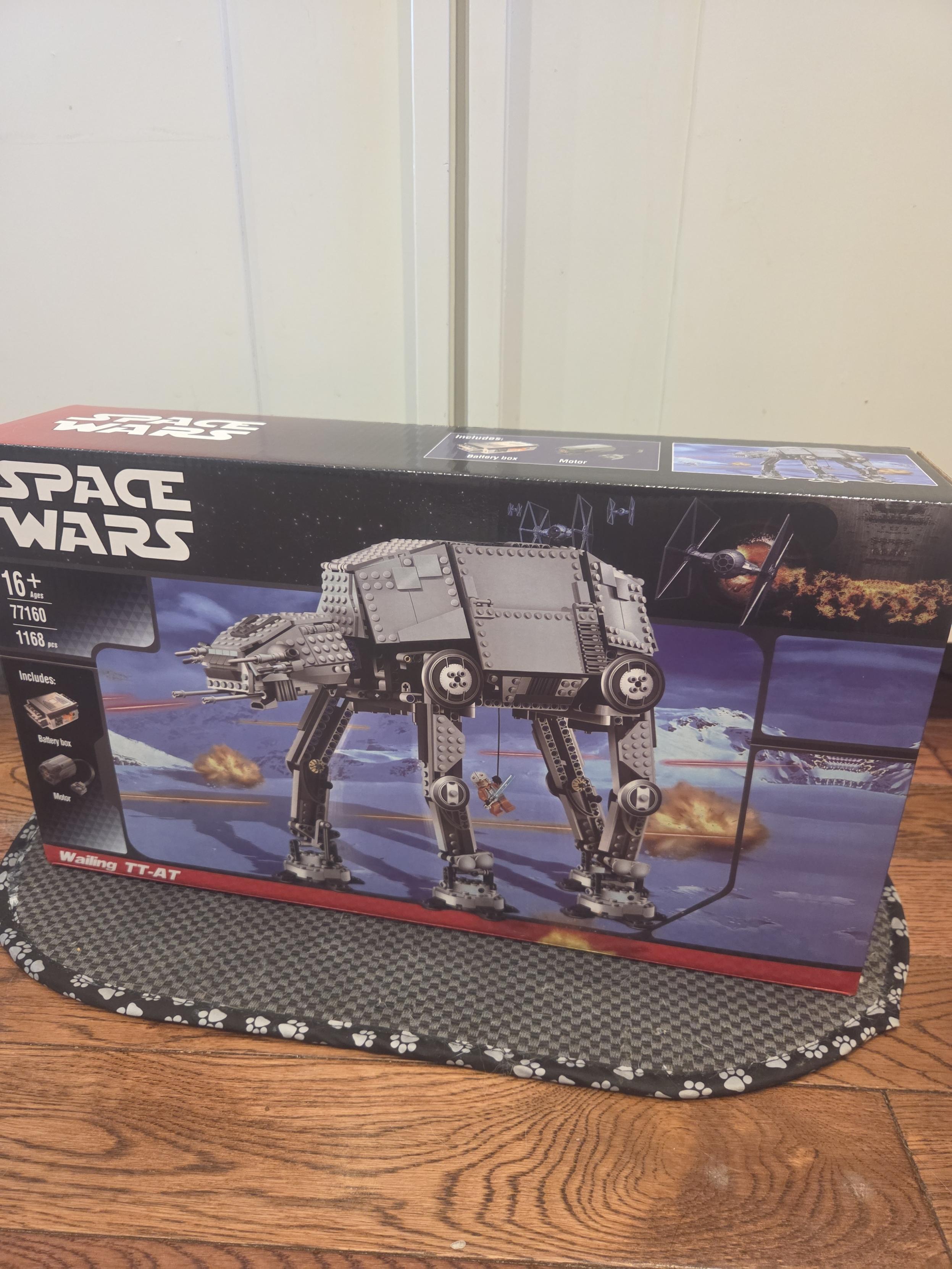 Star Wars Motorised Walking AT-AT - 1137 Pieces - 10178