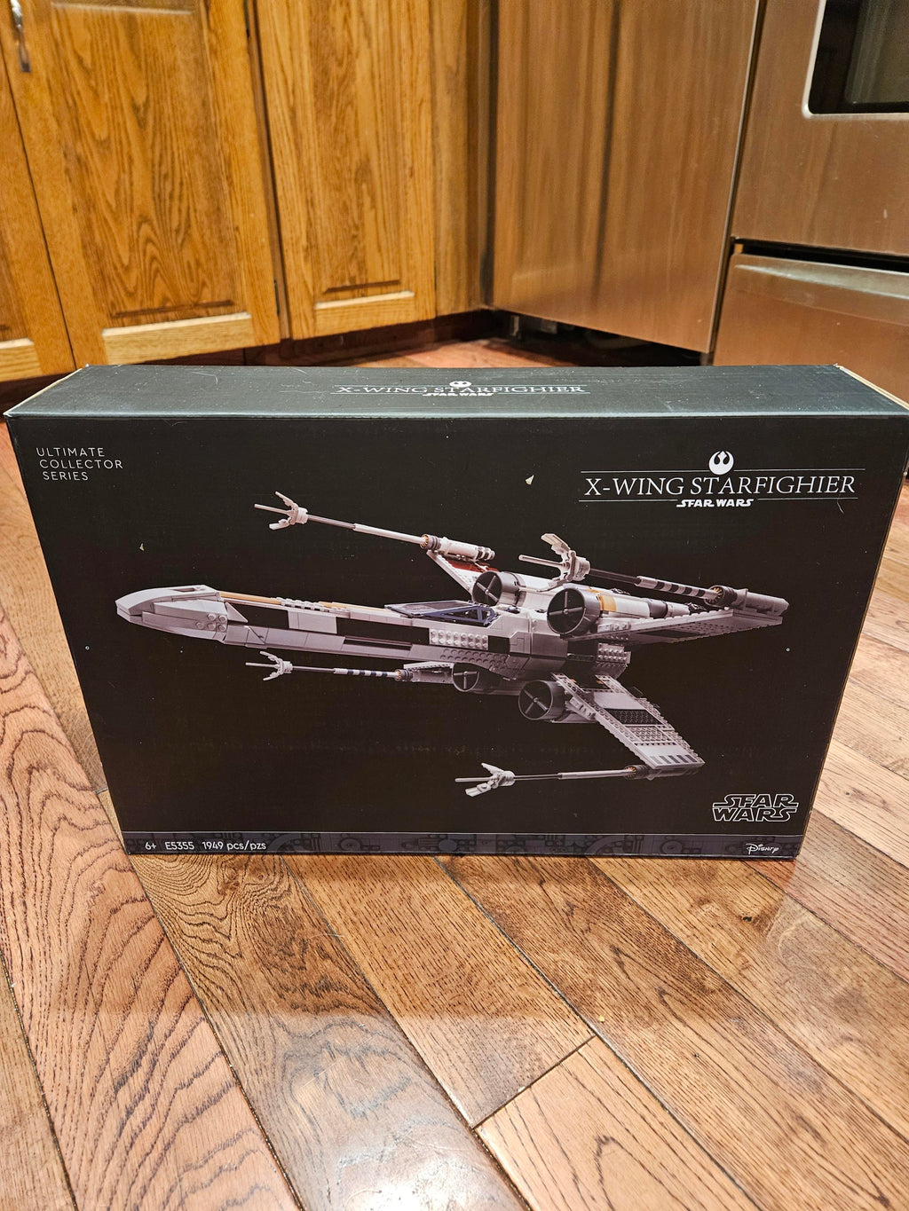 Star Wars X-Wing Starfighter Ultimate Collector Series - 1949 Pieces - 75355