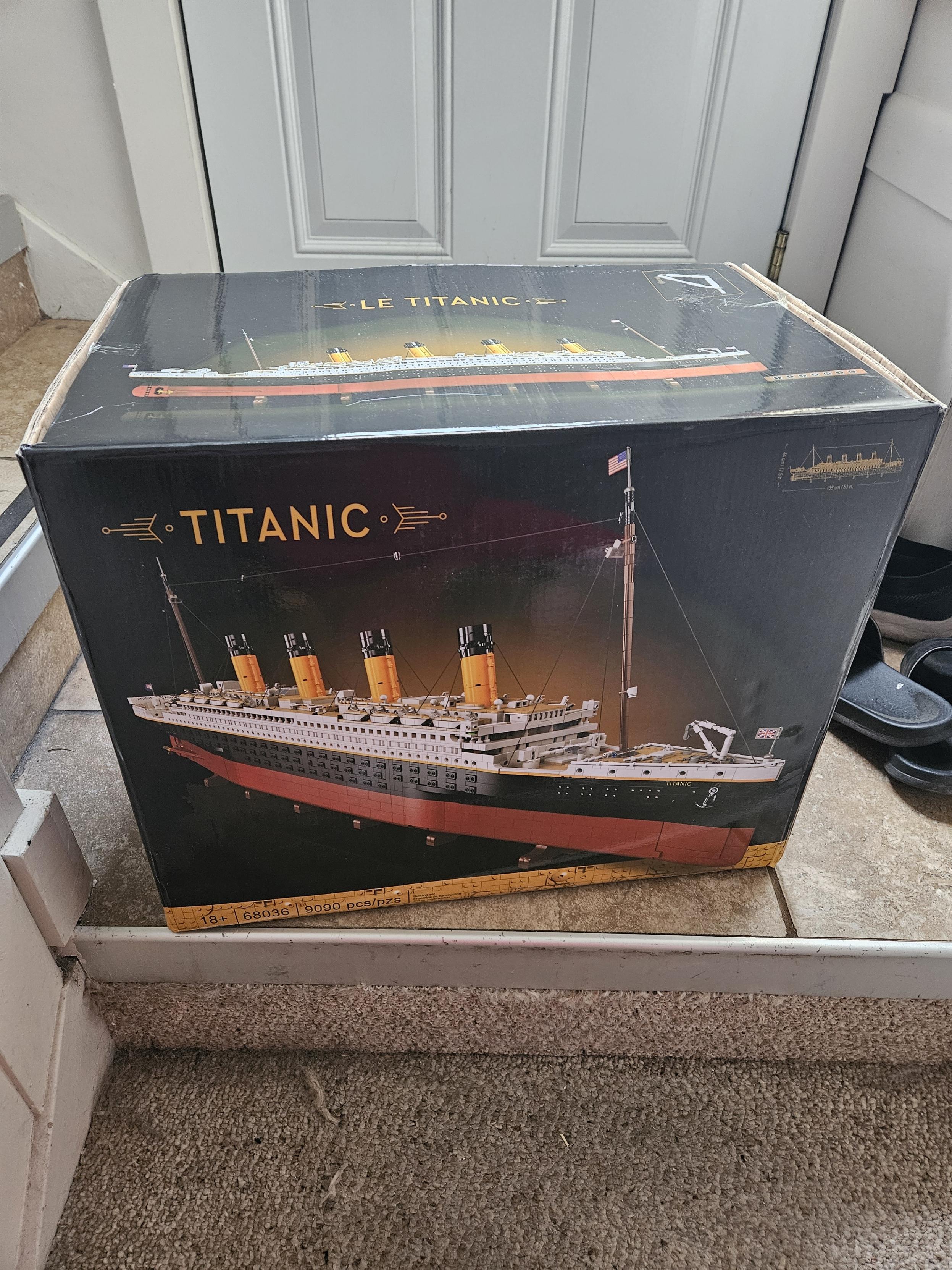 Titanic Ship Icons - 9090 Pieces - 10294